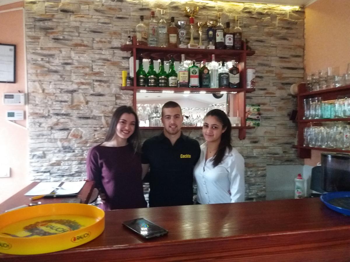 Bed&Breakfast Intermezzo Caffe Kikinda Екстериор снимка