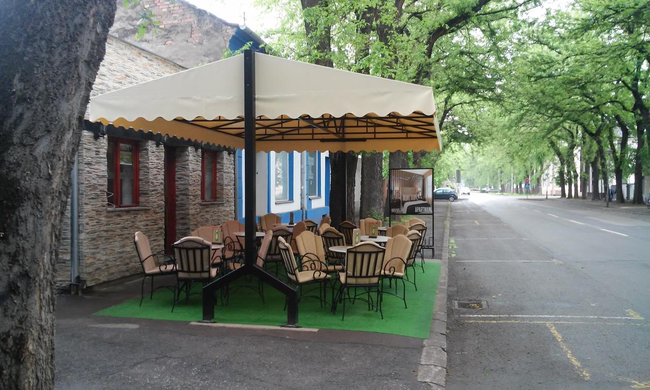 Bed&Breakfast Intermezzo Caffe Kikinda Екстериор снимка