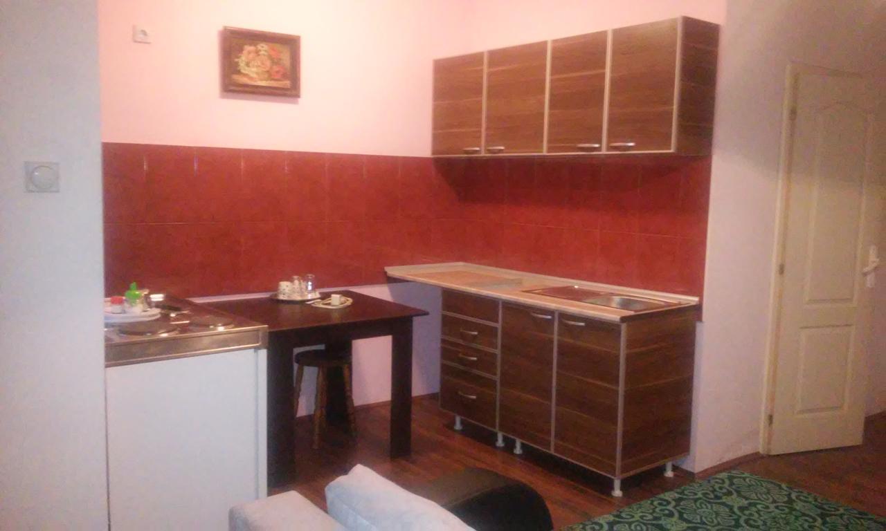 Bed&Breakfast Intermezzo Caffe Kikinda Екстериор снимка