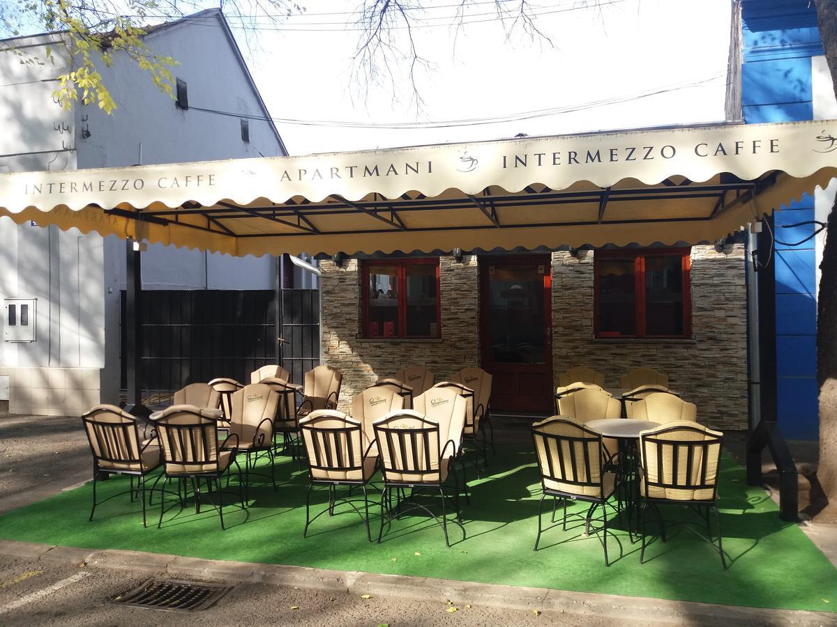 Bed&Breakfast Intermezzo Caffe Kikinda Екстериор снимка